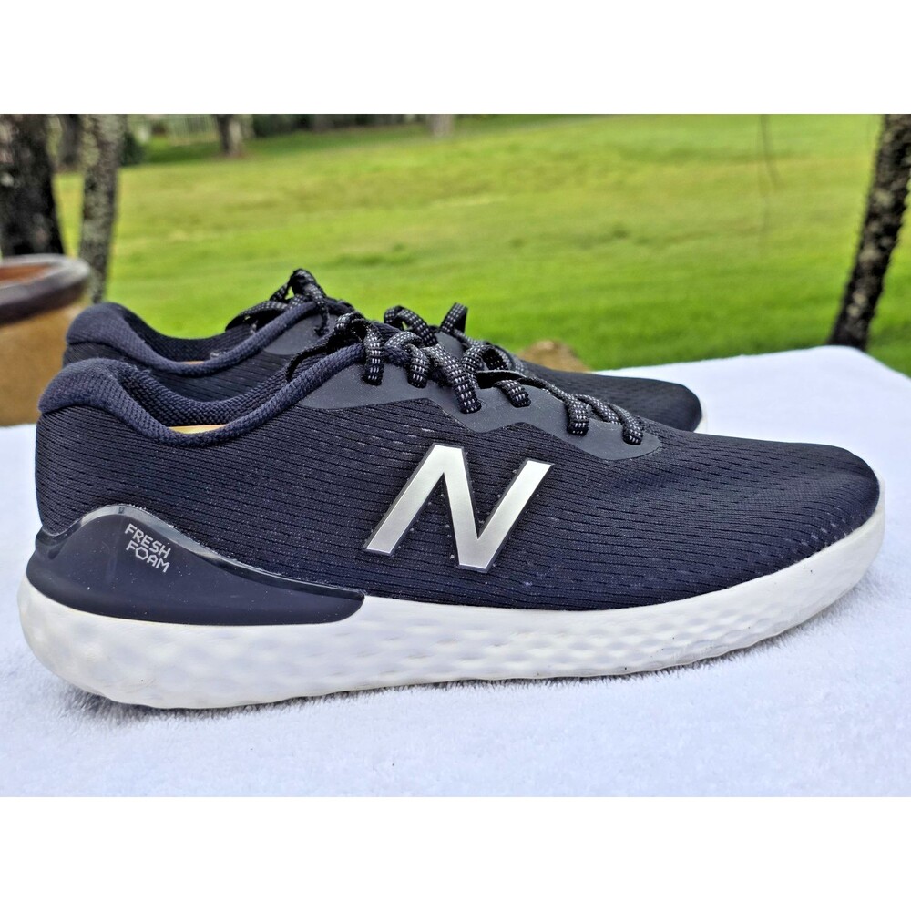 New Balance Mens Fresh Foam 1365 Black Running Shoes Sneakers Sz 10